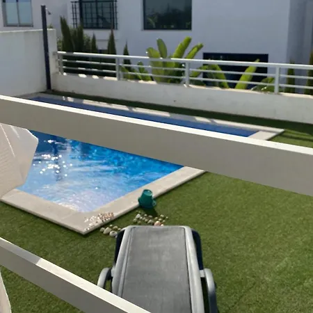 Semesterbostad Dumar Beachouse *