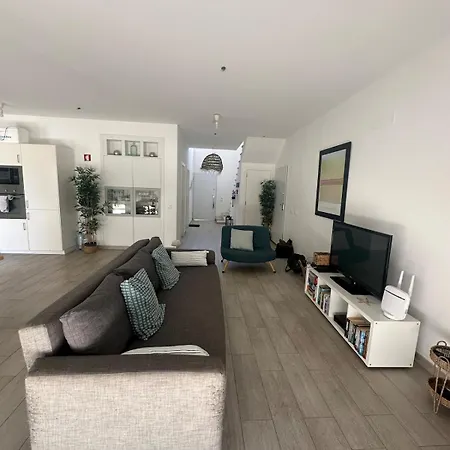 Dumar Beachouse Semesterbostad