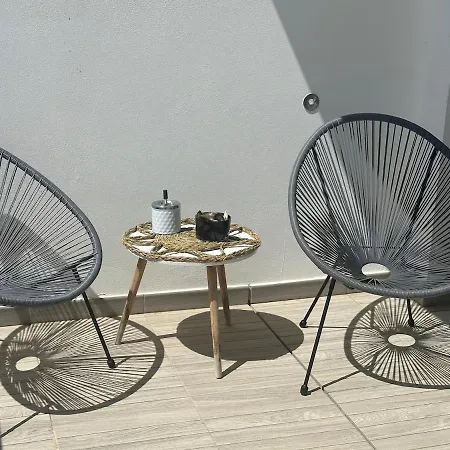 Dumar Beachouse * סלמה