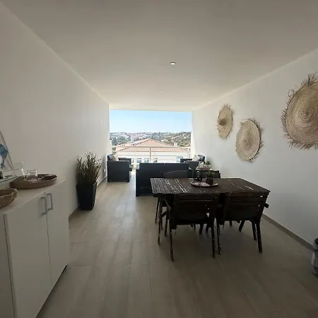 Dumar Beachouse *
