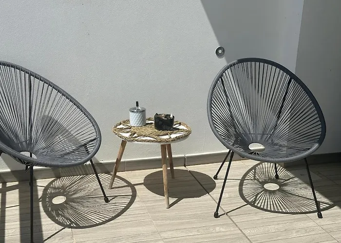 Dumar Beachouse * סלמה