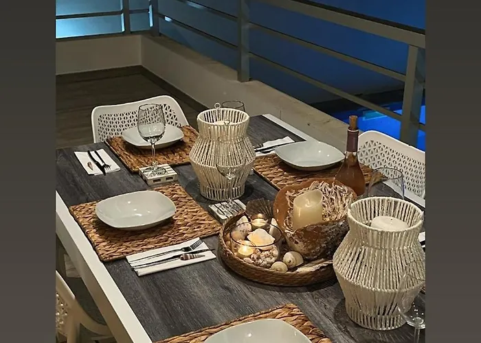 Dumar Beachouse * סלמה